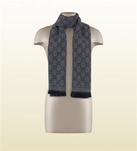 Gucci GG jacquard knitted scarf